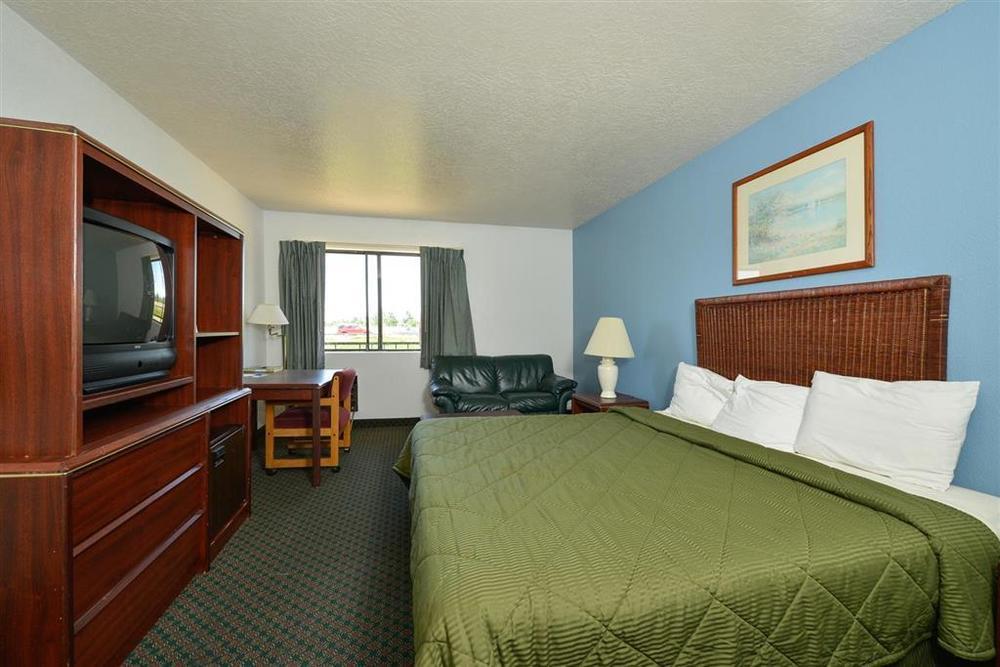 Capital Inn & Suites Salem Szoba fotó